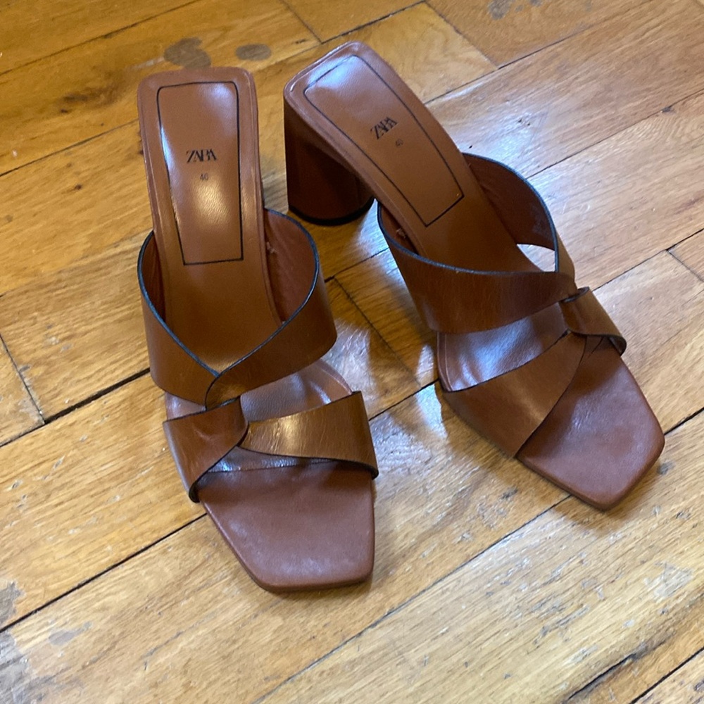 Zara brown block heel leather sandal - size 9